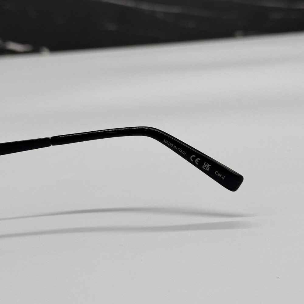 NEW SAINT LAURENT SL692 001 OVAL BLACK UNISEX SUNGLASSES SL 692 001 - Picture 9 of 10